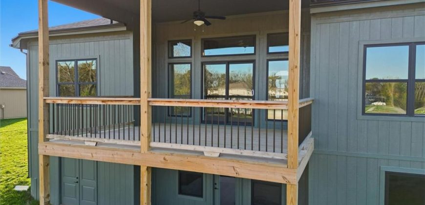 Homes for Sale in Kearney, MO 64060 | 2101  Crooked Creek Drive