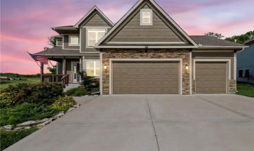 Homes for Sale in Platte City, MO 64079 | 2305  Windmill Drive