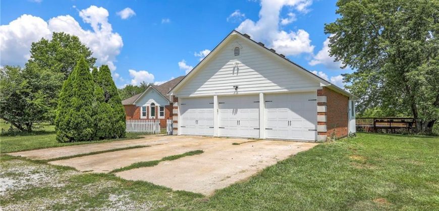 Homes for Sale in Kearney, MO 64060 | 20012 NE 138th Street