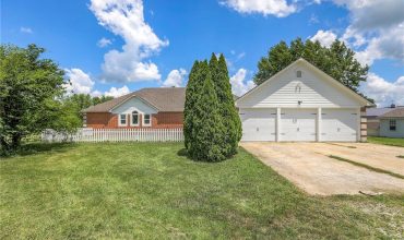 Homes for Sale in Kearney, MO 64060 | 20012 NE 138th Street