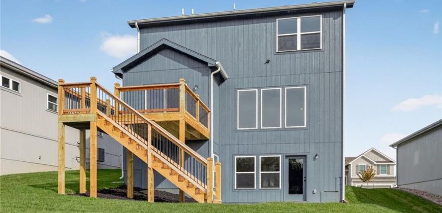 Homes for Sale in Parkville, MO 64152 | 16231  Giorgia Street