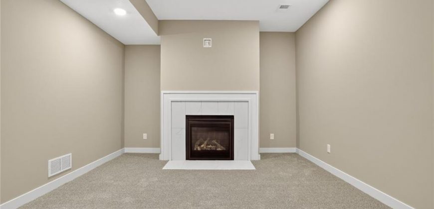 Homes for Sale in Parkville, MO 64152 | 16181  Ryan Circle