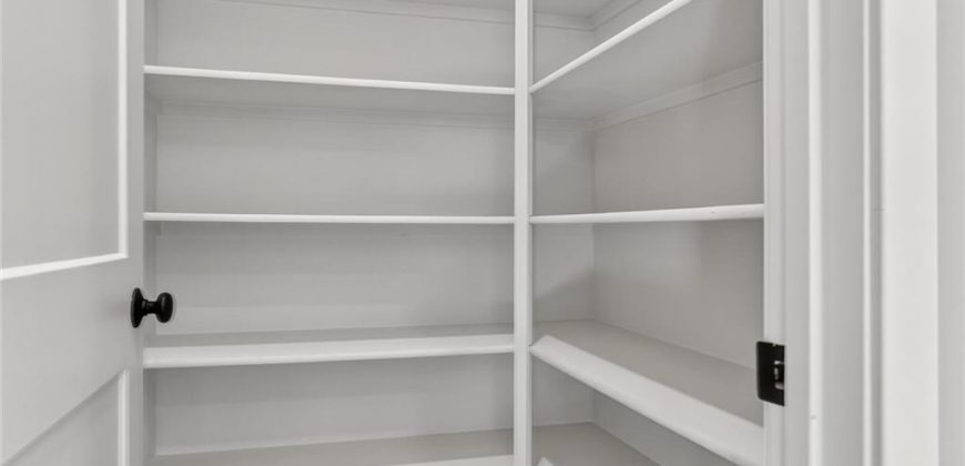 Homes for Sale in Parkville, MO 64152 | 16181  Ryan Circle