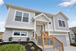 16232--Giorgia-Street-mls-2575146-image-1