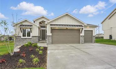 Homes for Sale in Kansas City, MO 64155 | 1320 NW 106th Terrace