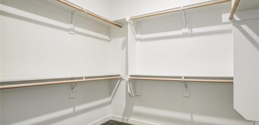 Homes for Sale in Kansas City, MO 64154 | 4005 NW 96th Street