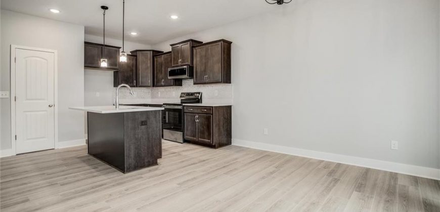 Homes for Sale in Kansas City, MO 64154 | 4005 NW 96th Street