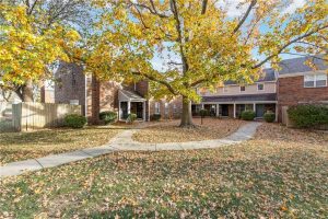 3619-NE-68th-Terrace-mls-2581977-image-1