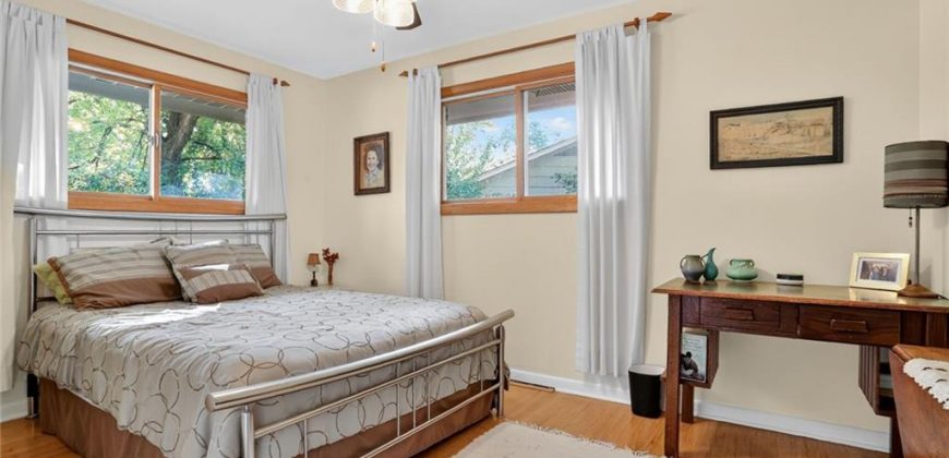 Homes for Sale in Kansas City, MO 64118 | 6159  Circle View Drive