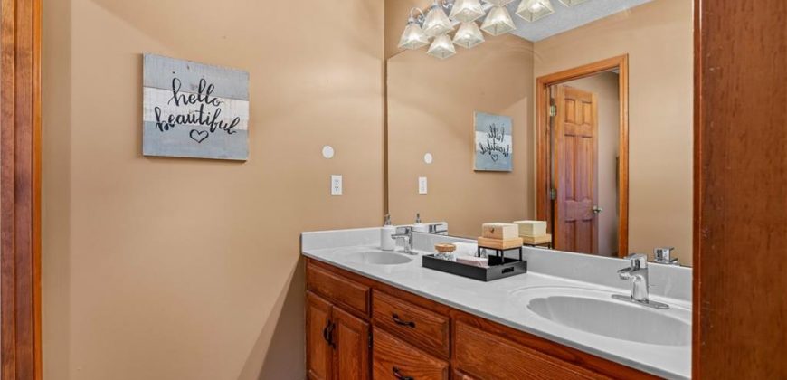 Homes for Sale in Smithville, MO 64068 | 15145  Lakeport Lane