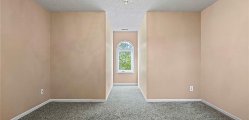 Homes for Sale in Smithville, MO 64068 | 15145  Lakeport Lane