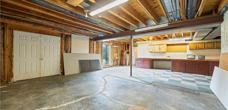 Homes for Sale in Smithville, MO 64068 | 15145  Lakeport Lane