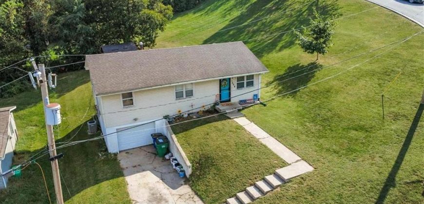 Homes for Sale in Platte City, MO 64079 | 1009  Mary Kay Lane