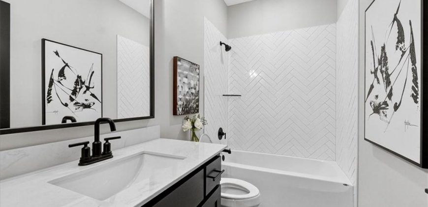 Homes for Sale in Parkville, MO 64152 | 6448 NW Cross Road