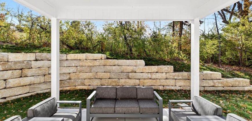 Homes for Sale in Parkville, MO 64152 | 6448 NW Cross Road