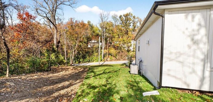 Homes for Sale in Parkville, MO 64152 | 6448 NW Cross Road