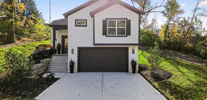 Homes for Sale in Parkville, MO 64152 | 6448 NW Cross Road