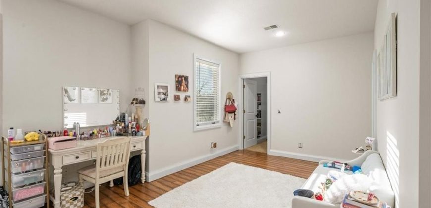 Homes for Sale in Kansas City, MO 64157 | 8519 N Sycamore Avenue