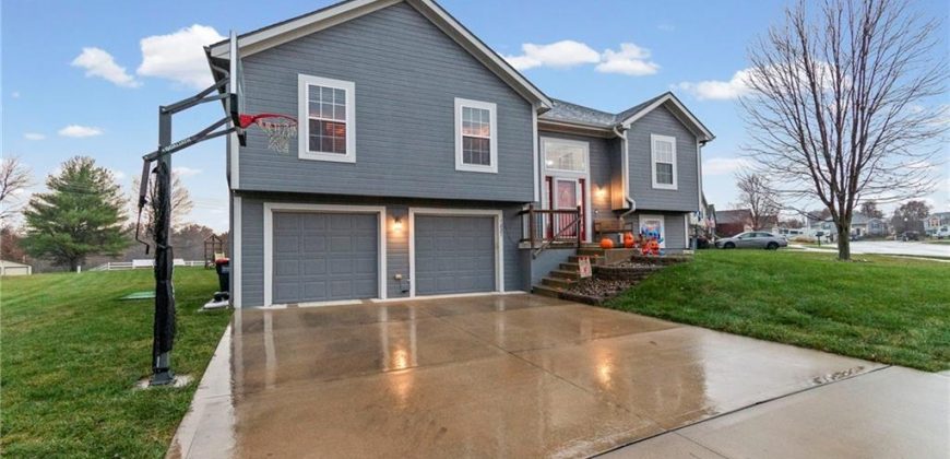 Homes for Sale in Kearney, MO 64060 | 1821  Lauren Lane