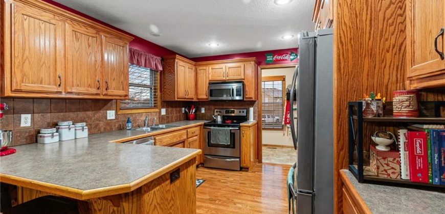 Homes for Sale in Kearney, MO 64060 | 1821  Lauren Lane