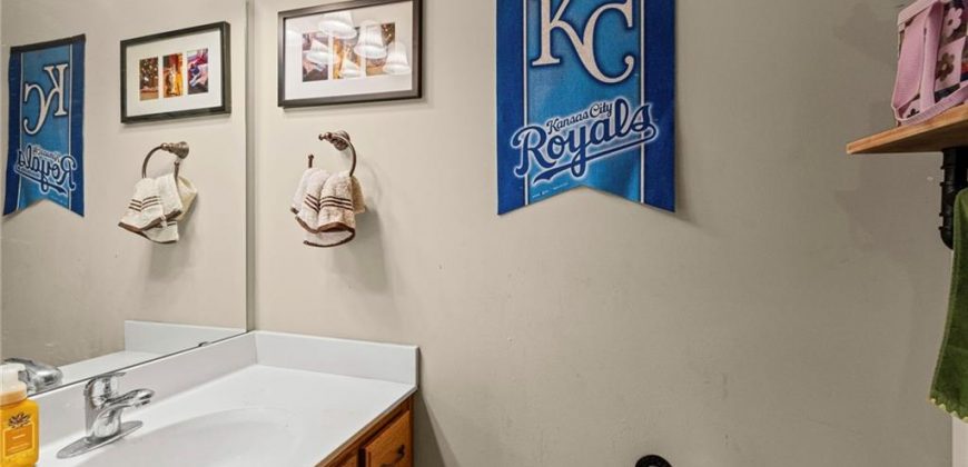 Homes for Sale in Kearney, MO 64060 | 1821  Lauren Lane