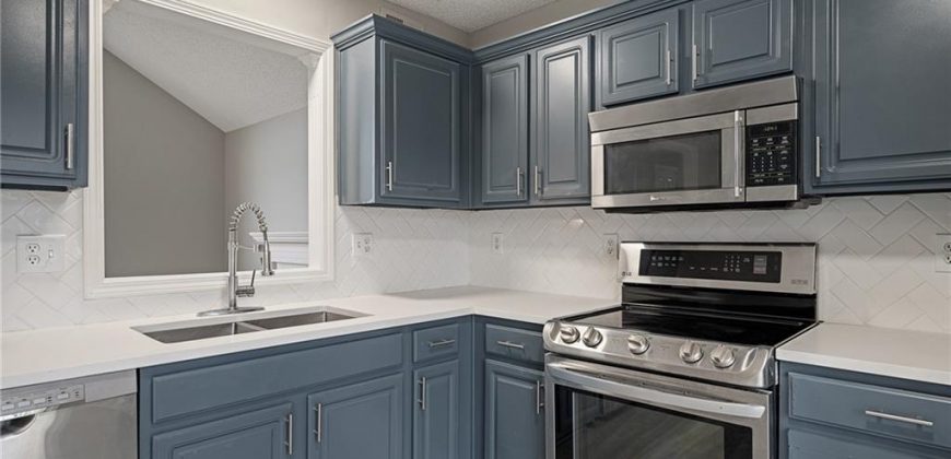 Homes for Sale in Kansas City, MO 64154 | 3408 NW 84th Terrace