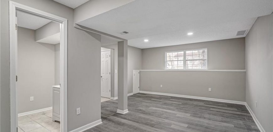 Homes for Sale in Kansas City, MO 64154 | 3408 NW 84th Terrace