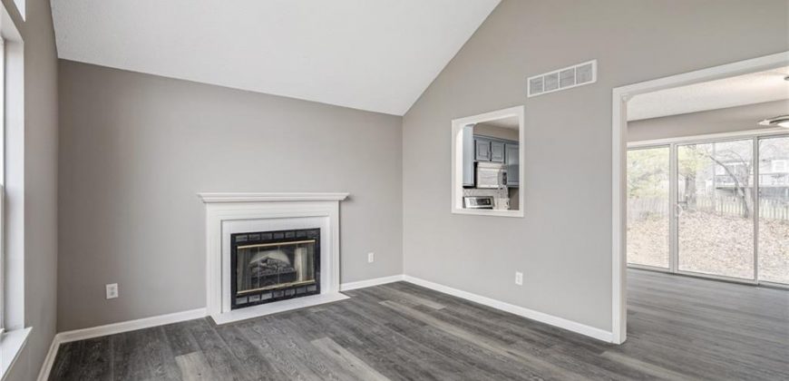 Homes for Sale in Kansas City, MO 64154 | 3408 NW 84th Terrace