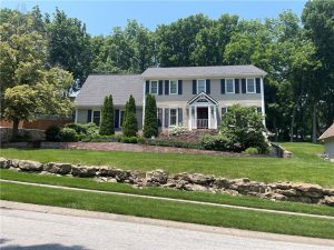 4420-NW-Wildwood-Drive-mls-2555816-image-1