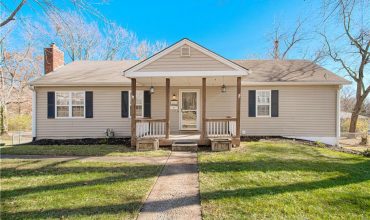 Homes for Sale in Oakview, MO 64118 | 6213 N Harrison Street