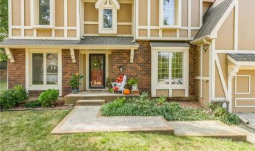 Homes for Sale in Kansas City, MO 64151 | 7640 N Lucerne Court