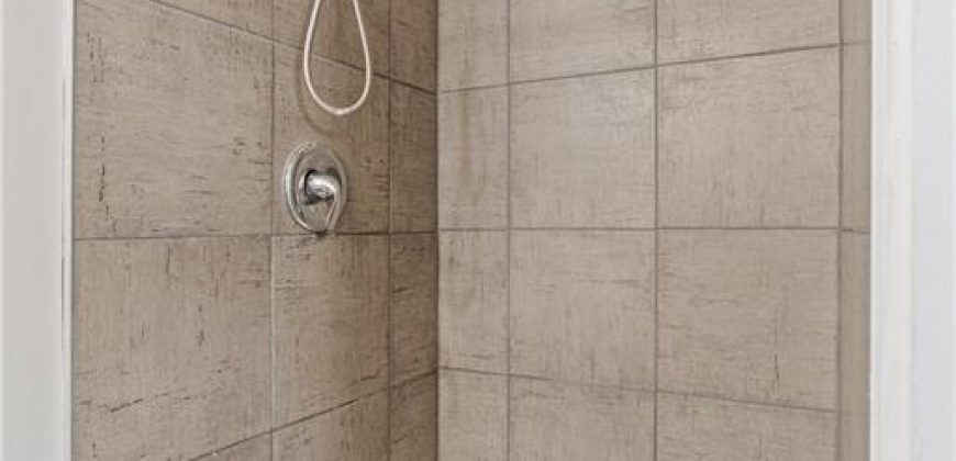 Homes for Sale in Kansas City, MO 64119 | 5820 NE 61st Street