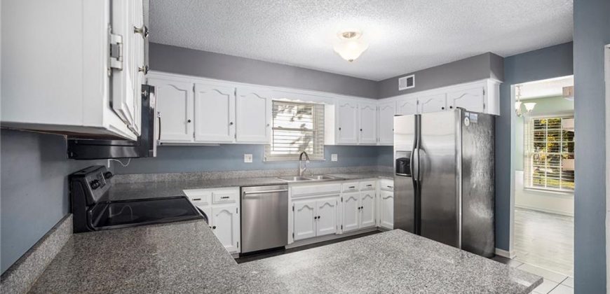 Homes for Sale in Kansas City, MO 64151 | 5864 N Beaman Avenue