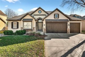 9003-N-St Clair-Avenue-mls-2588576-image-1