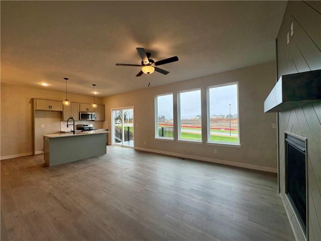 Homes for Sale in Kansas City, MO 64154 | 3036 NW 95th Terrace