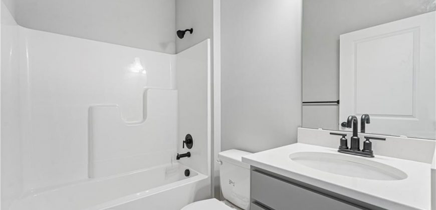 Homes for Sale in Kansas City, MO 64154 | 3024 NW 95th Terrace