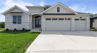 Homes for Sale in Kansas City, MO 64157 | 8716 N Lewis Avenue