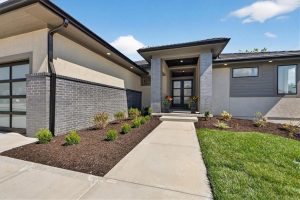 5907-N-Lucerne-Avenue-mls-2548985-image-1