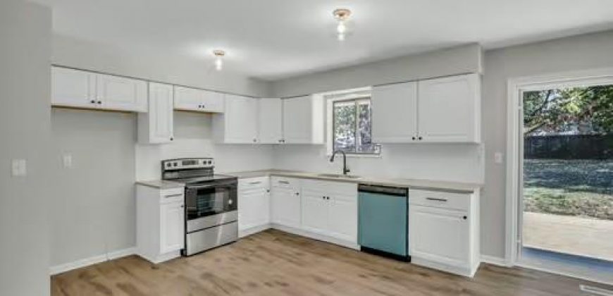 Homes for Sale in Kansas City, MO 64118 | 8017 N Tracy Avenue