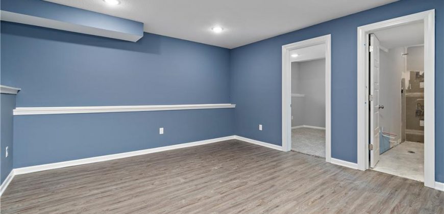 Homes for Sale in Kansas City, MO 64155 | 11222 N Oak Trafficway