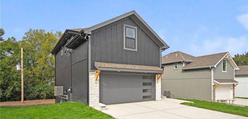 Homes for Sale in Kansas City, MO 64155 | 11218 N Oak Trafficway