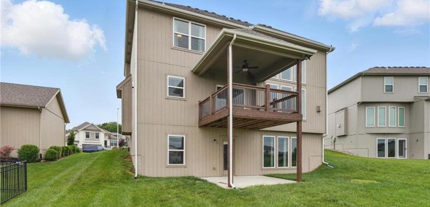 Homes for Sale in Kansas City, MO 64151 | 7611 N Adrian Avenue