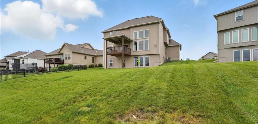 Homes for Sale in Kansas City, MO 64151 | 7611 N Adrian Avenue