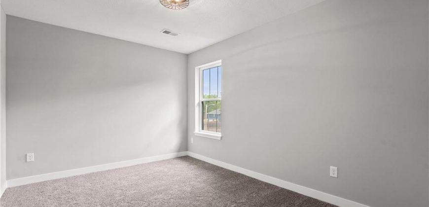 Homes for Sale in Kansas City, MO 64155 | 11226 N Oak Trafficway