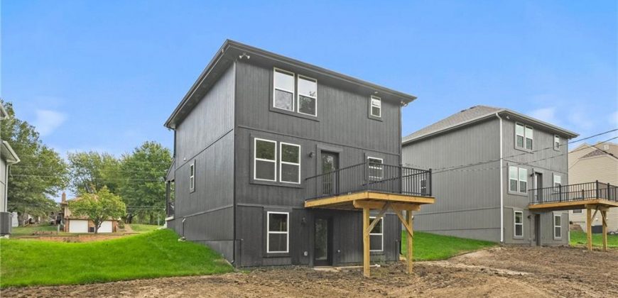 Homes for Sale in Kansas City, MO 64155 | 11226 N Oak Trafficway