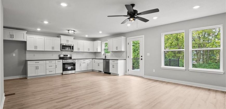 Homes for Sale in Kansas City, MO 64155 | 11226 N Oak Trafficway