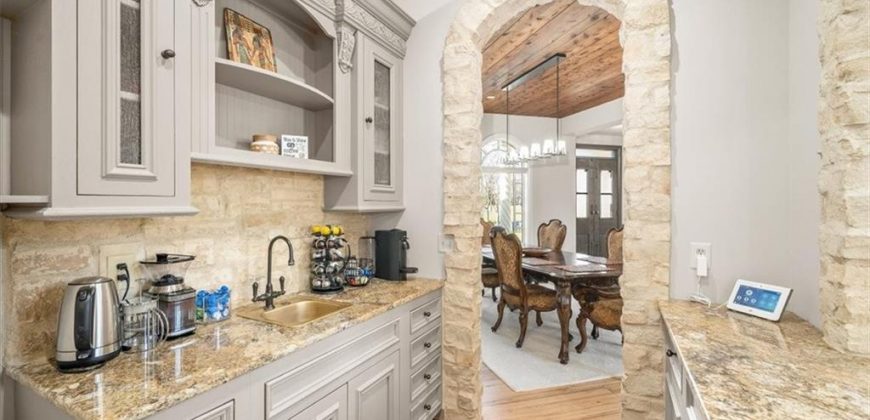 Homes for Sale in Kansas City, MO 64157 | 8519 N Sycamore Avenue