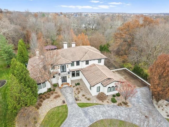 Homes for Sale in Kansas City, MO 64157 | 8519 N Sycamore Avenue