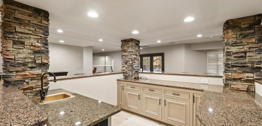 Homes for Sale in Kansas City, MO 64157 | 8519 N Sycamore Avenue