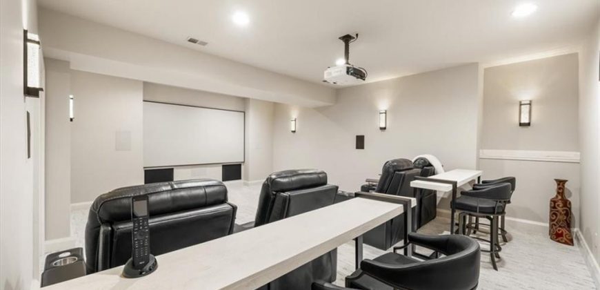 Homes for Sale in Kansas City, MO 64157 | 8519 N Sycamore Avenue